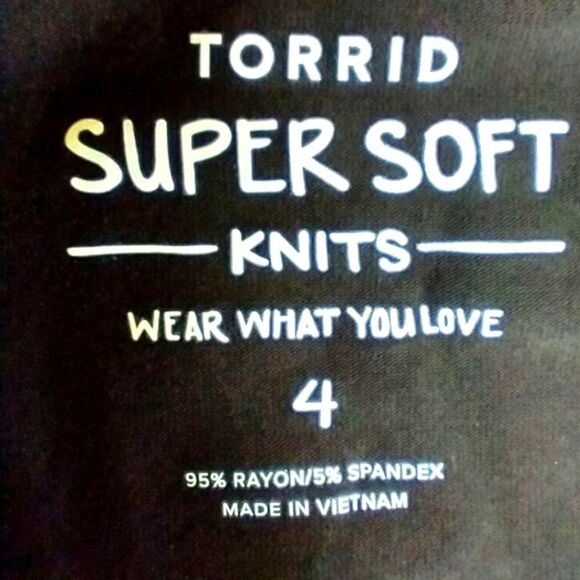 TORRID Plus Size New Black Knit Rayon Span Surplice Lace Back Long sleeve Top. - Picture 7 of 12